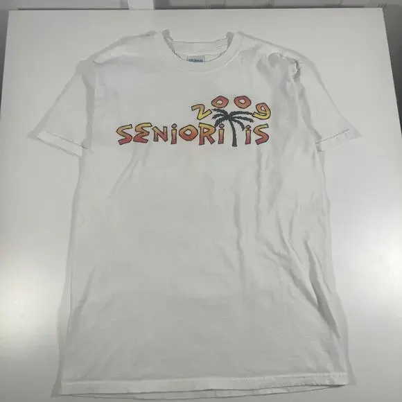 2009 Senioritis Gildan T-Shirt Retro Graphic Tee Senior Graduation - Picture 1 of 5